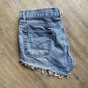 W30 (8-10), High waisted Levi’s shorts